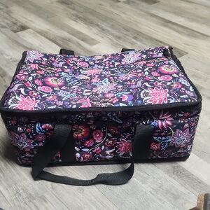 Floral Patterned Casserole Carrier